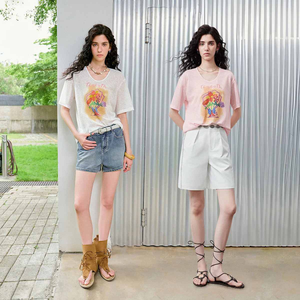 Bouquet-Graphic Crewneck Tee