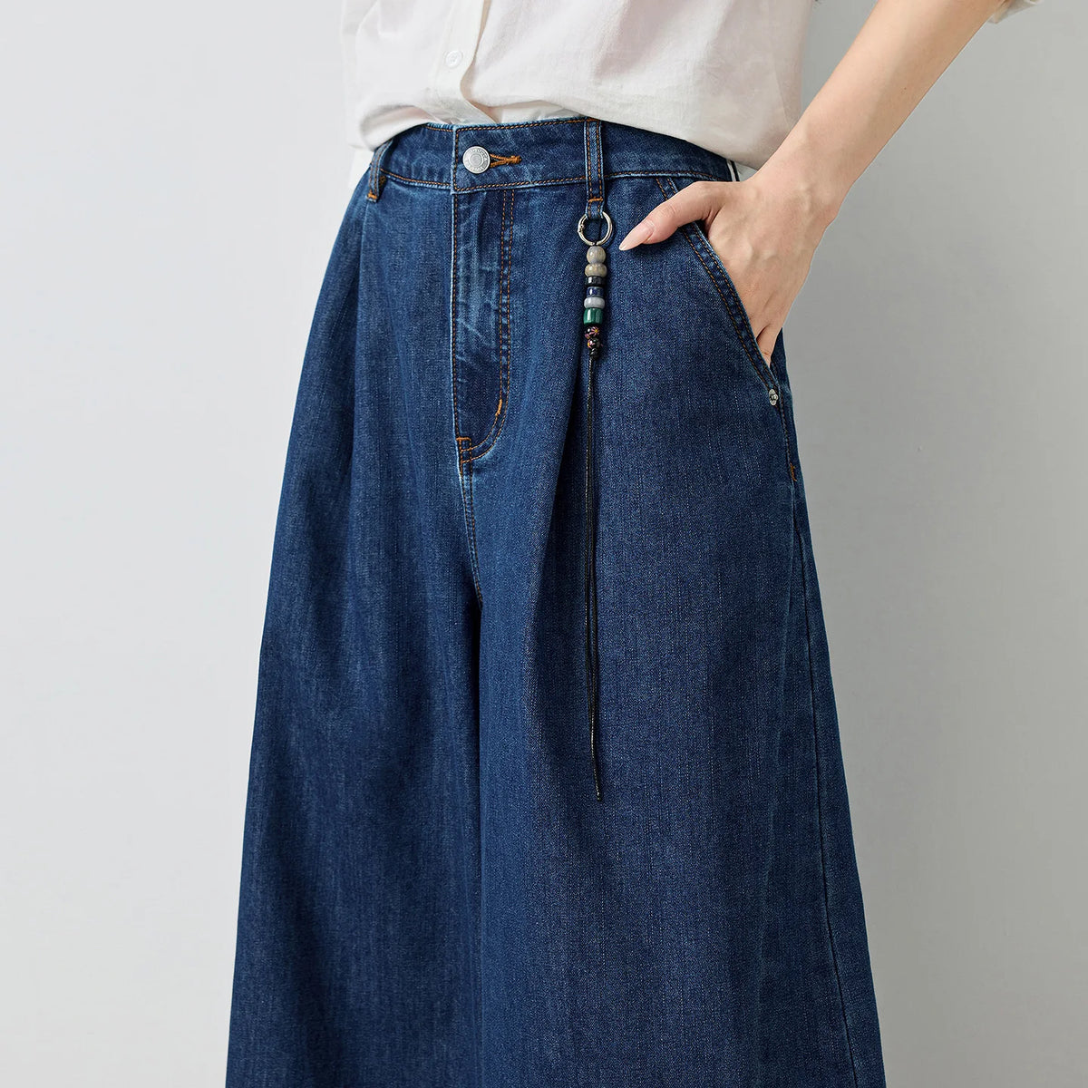 Cropped Wide-Leg Jeans