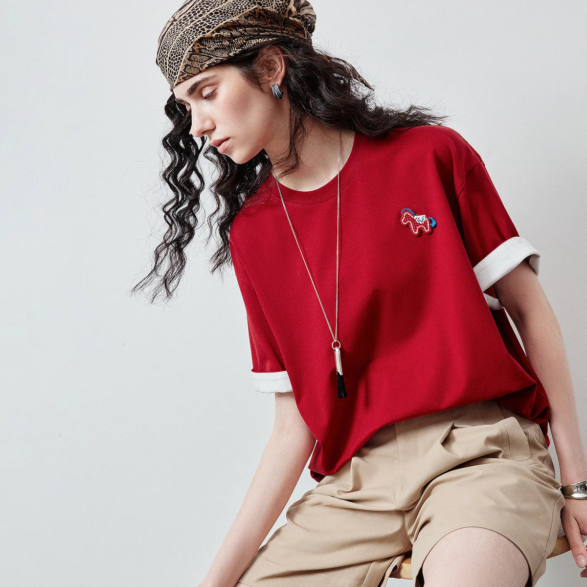 Contrast-Cuff Horse-Detail Tee