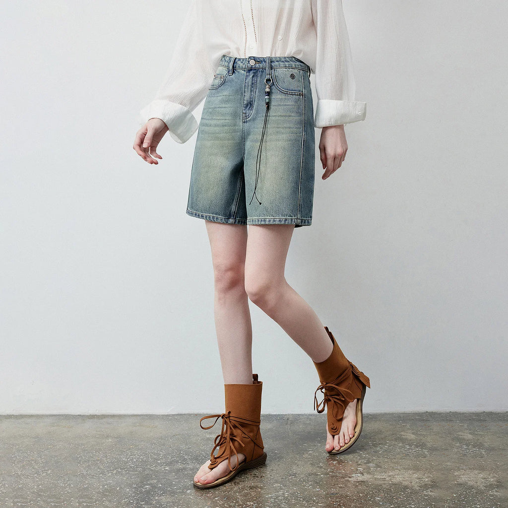 Seamed Wide-Leg Denim Shorts