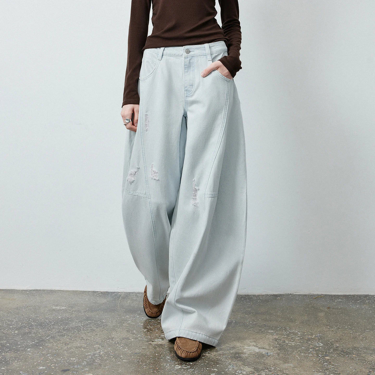 Seamed Curved-Leg Jeans