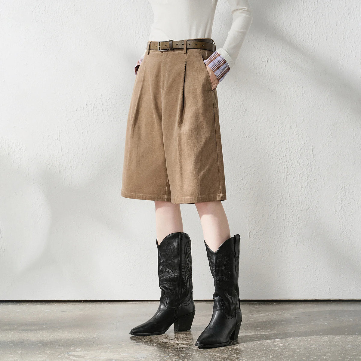 Pleated Bermuda Shorts