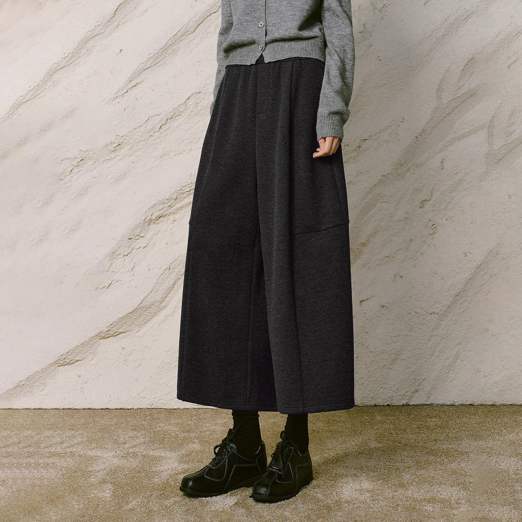Seam-Detail Cropped Wide-Leg Pants