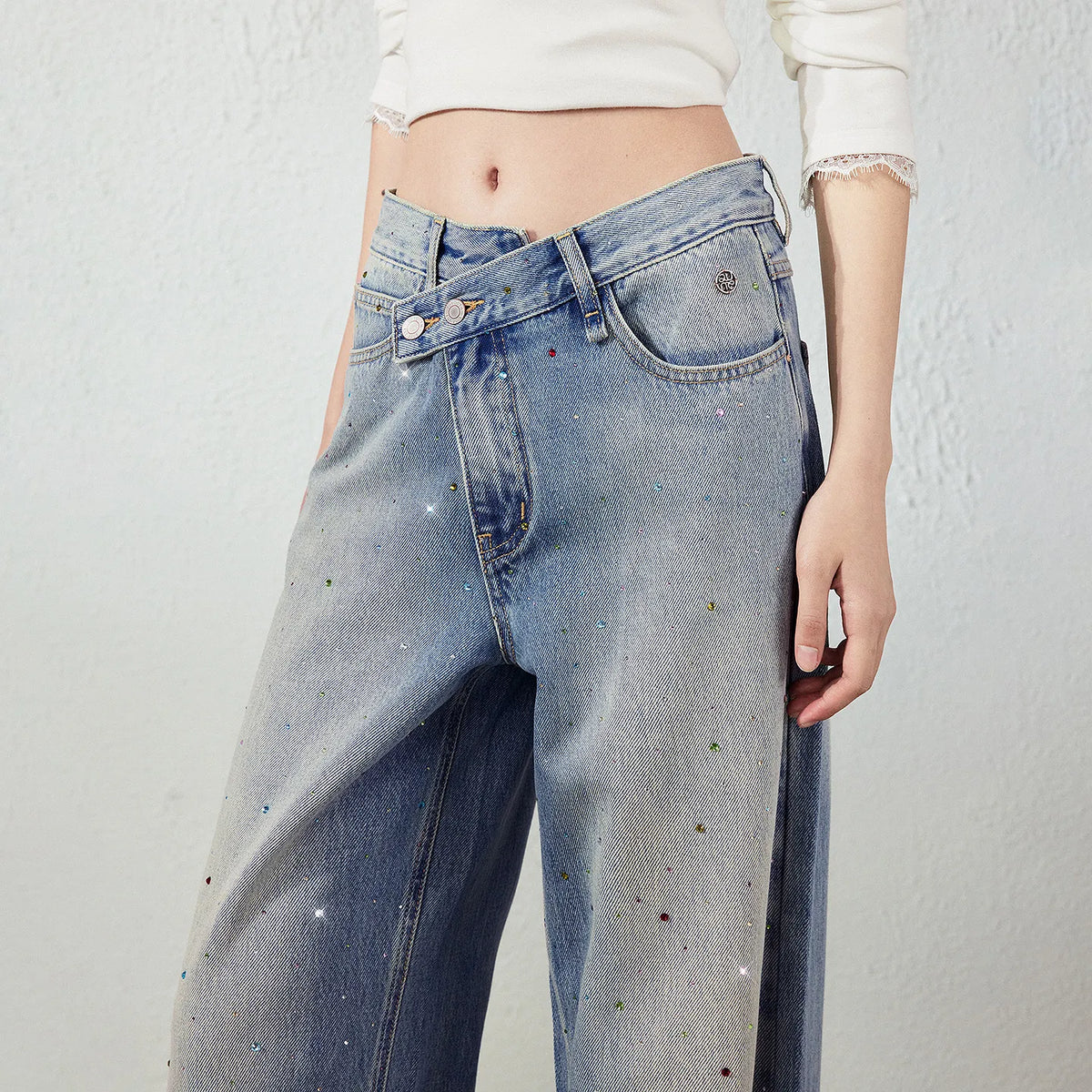 Wide-Leg Washed Jeans