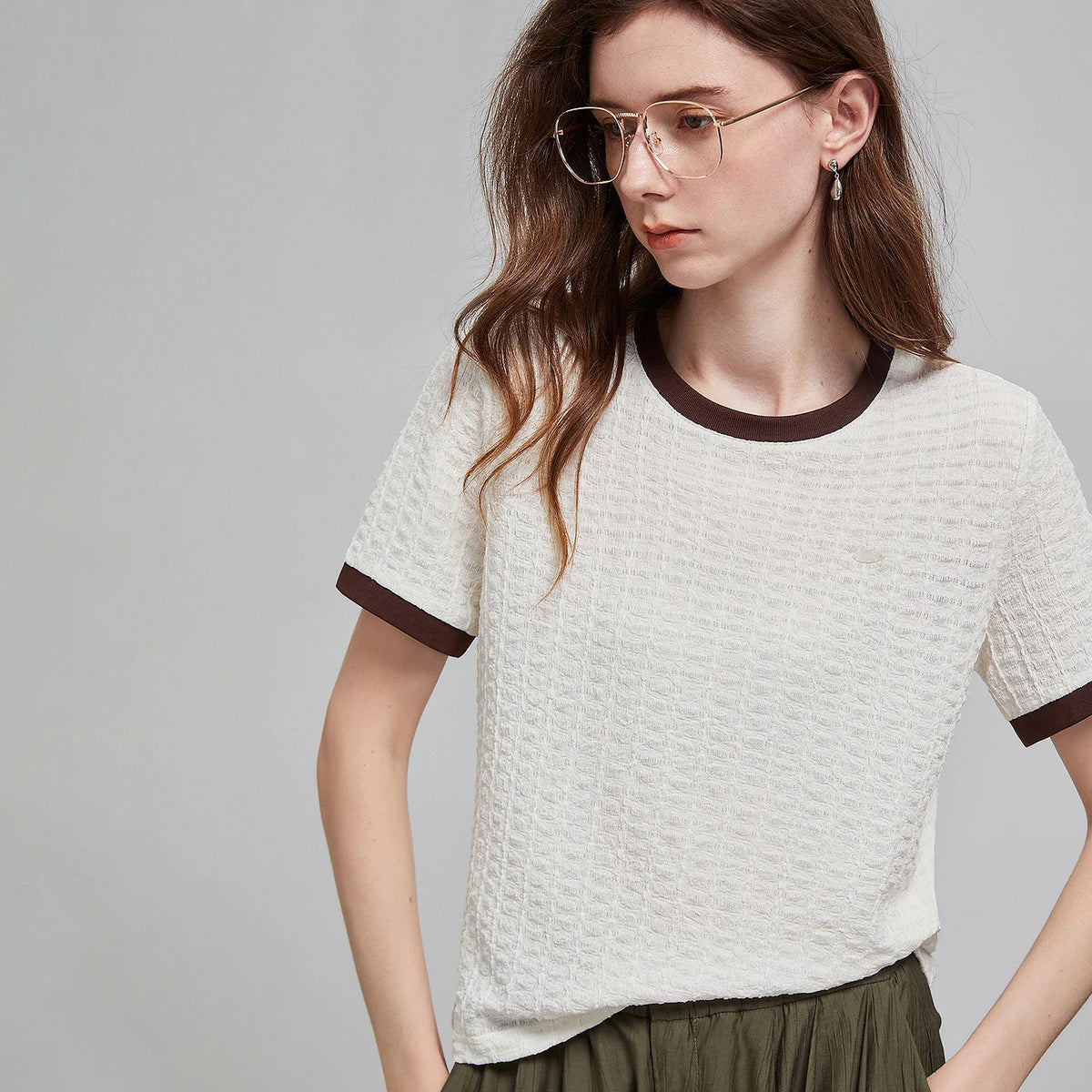 Textured Contrast-Trim Crewneck Tee