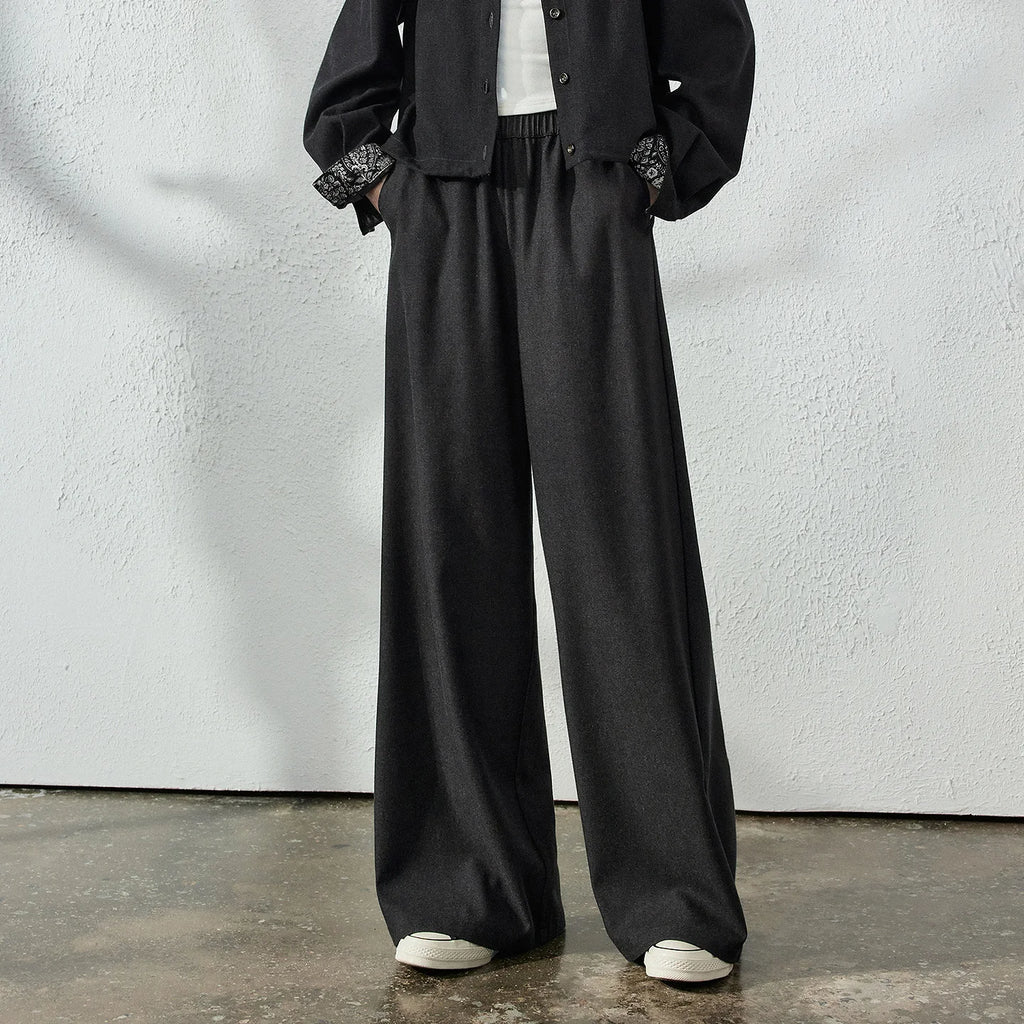 Pleated Wide-Leg Pants