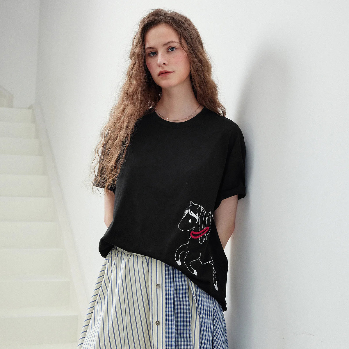 Horse-Motif Relaxed Tee