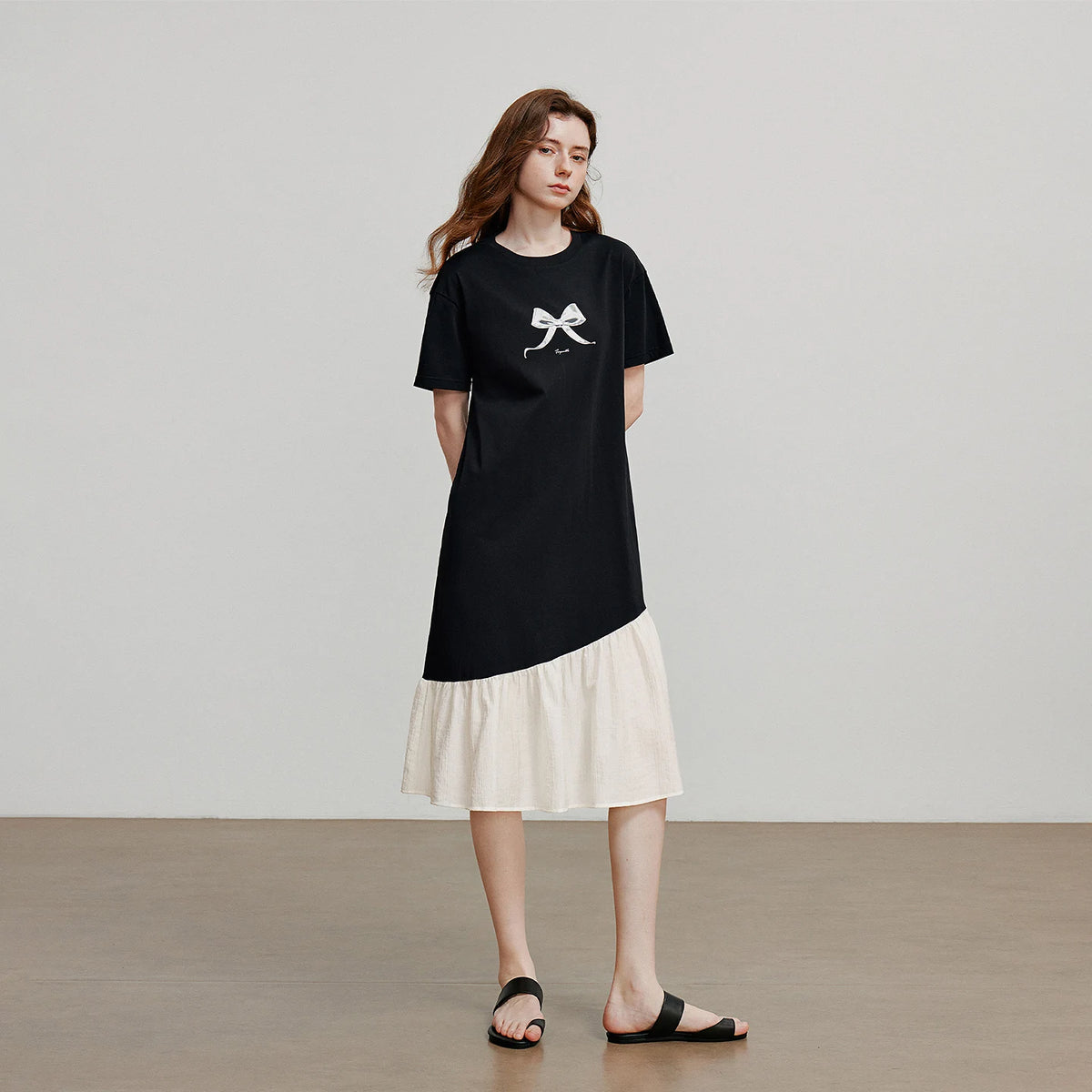 Bow Graphic Ruffle-Hem Dress