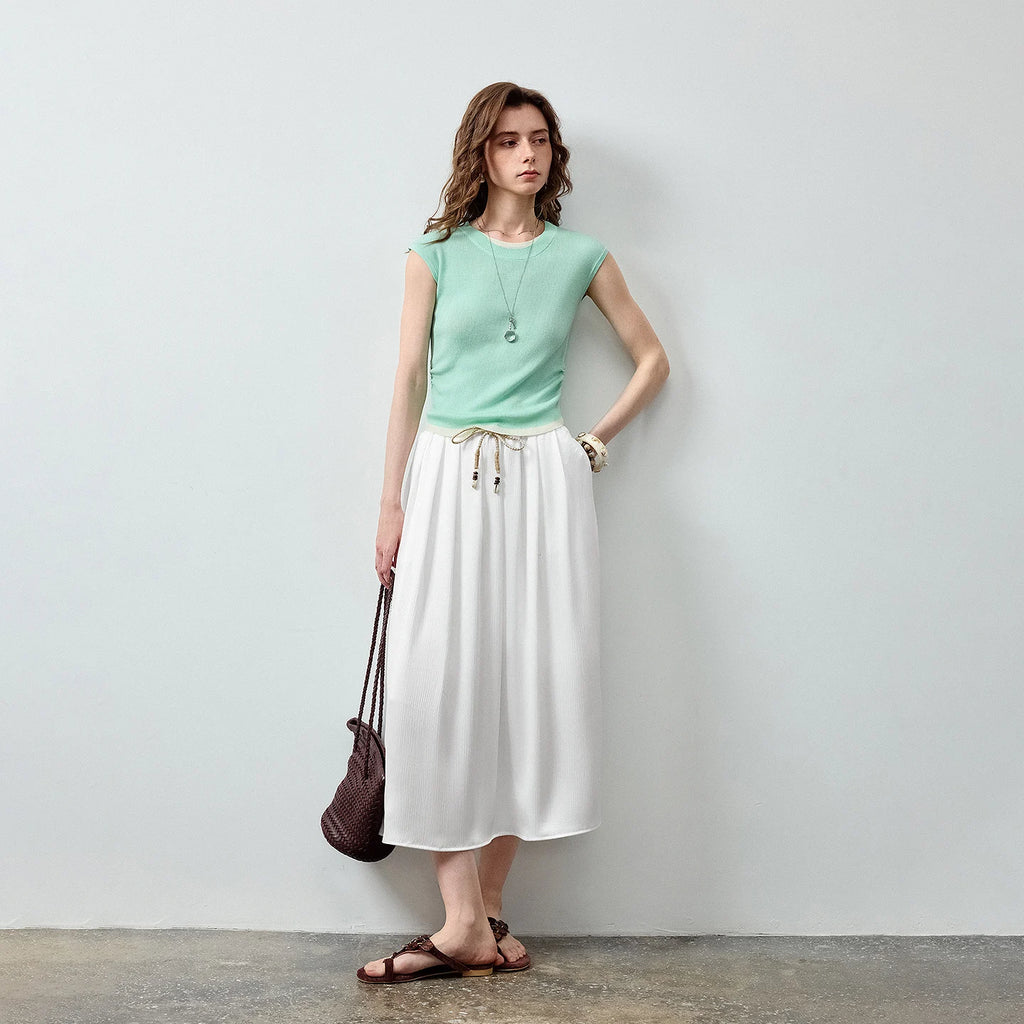 Boat-Neck Sleeveless Knit Top