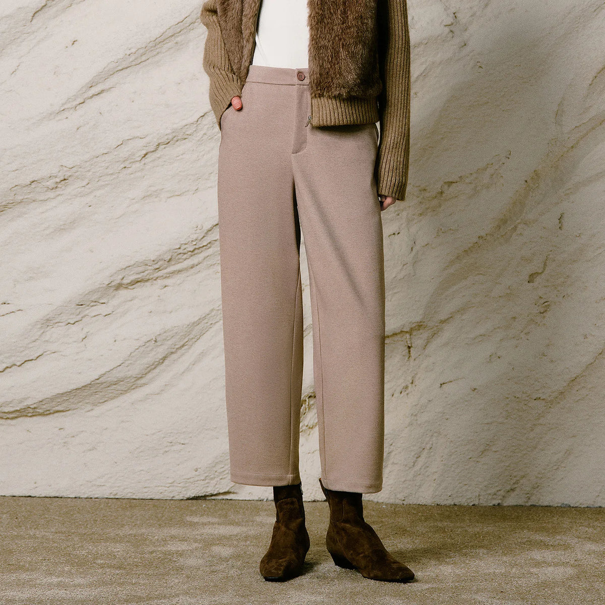 Cropped Straight-Leg Pants