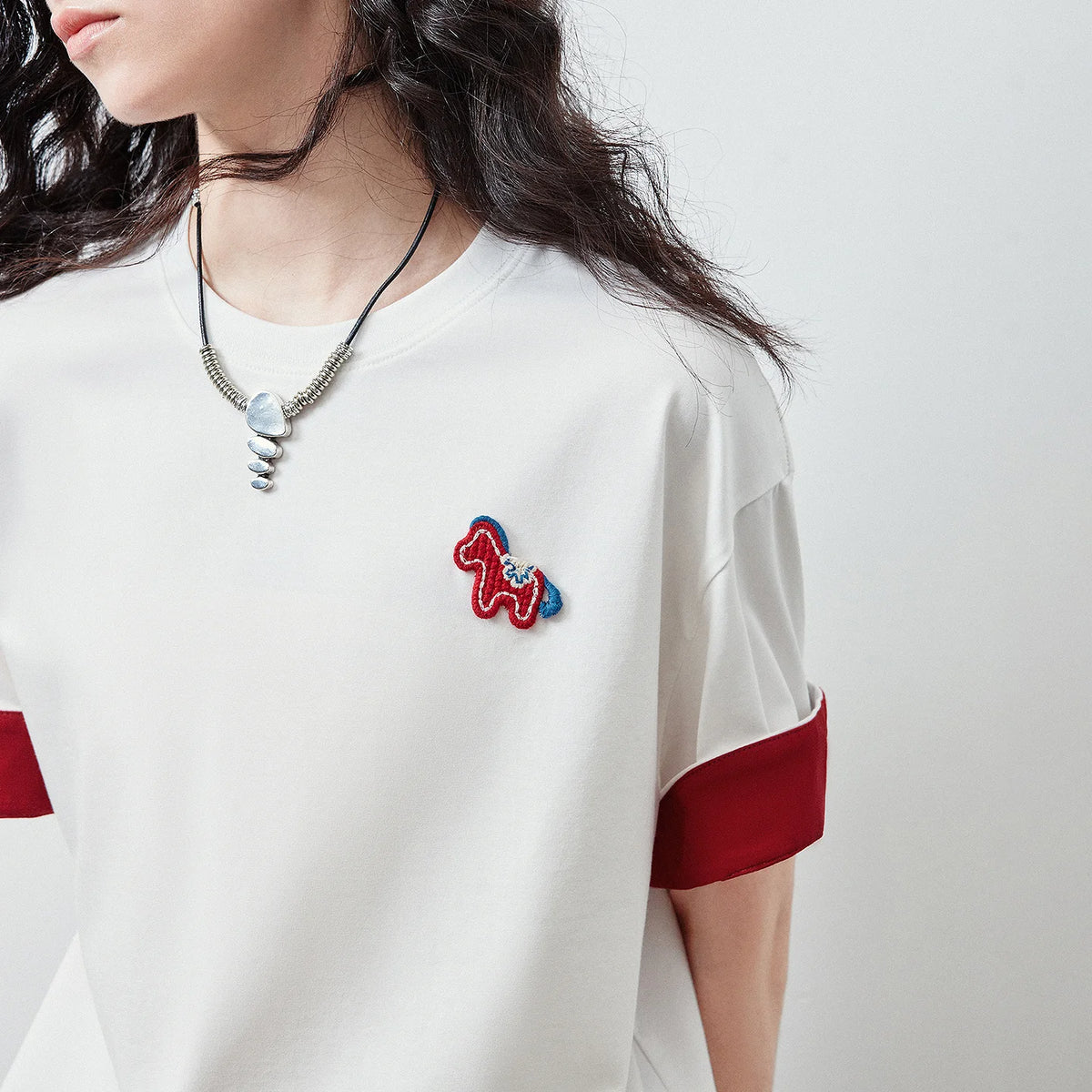 Contrast-Cuff Horse-Detail Tee
