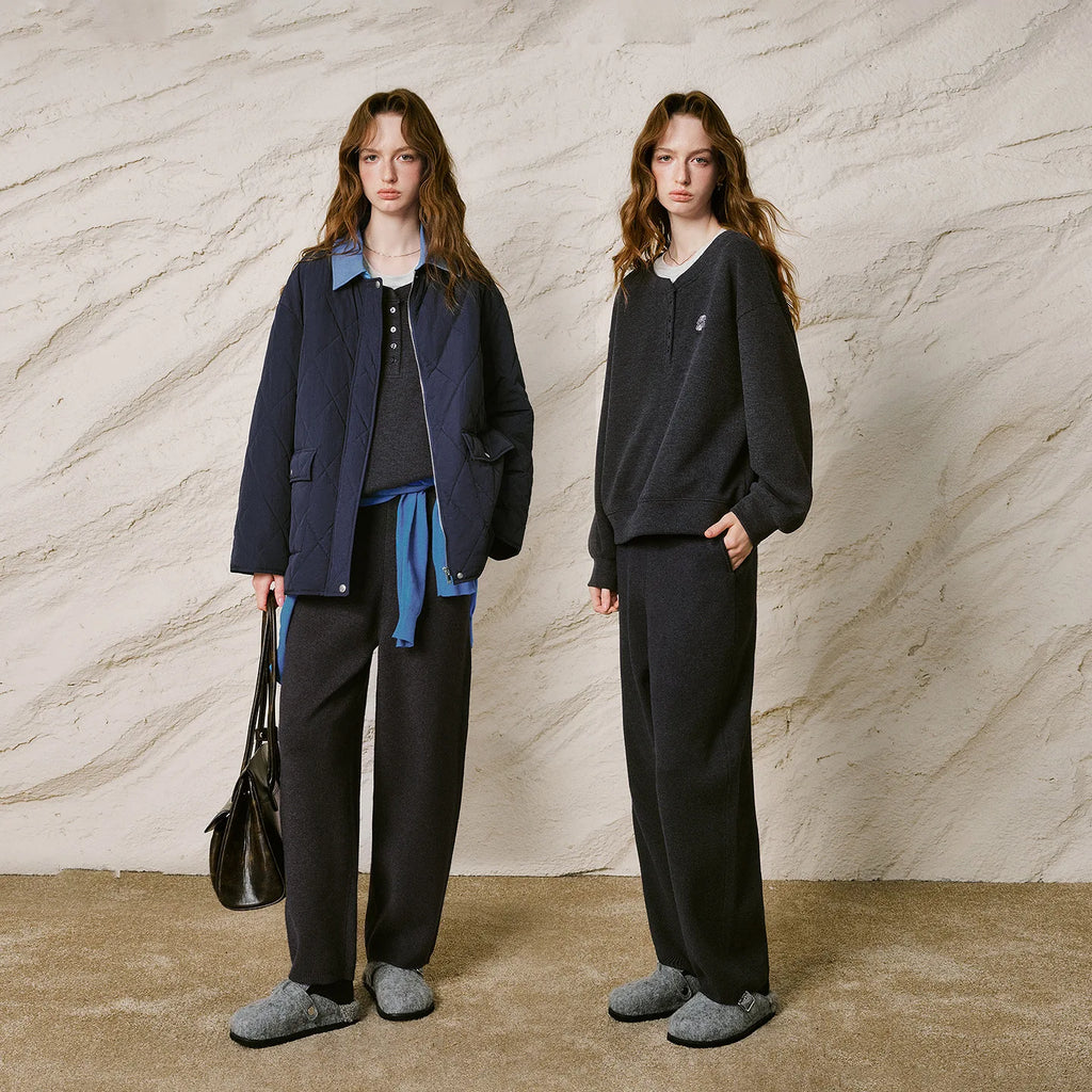 Contrast-Neck Sweatshirt and Pants Set