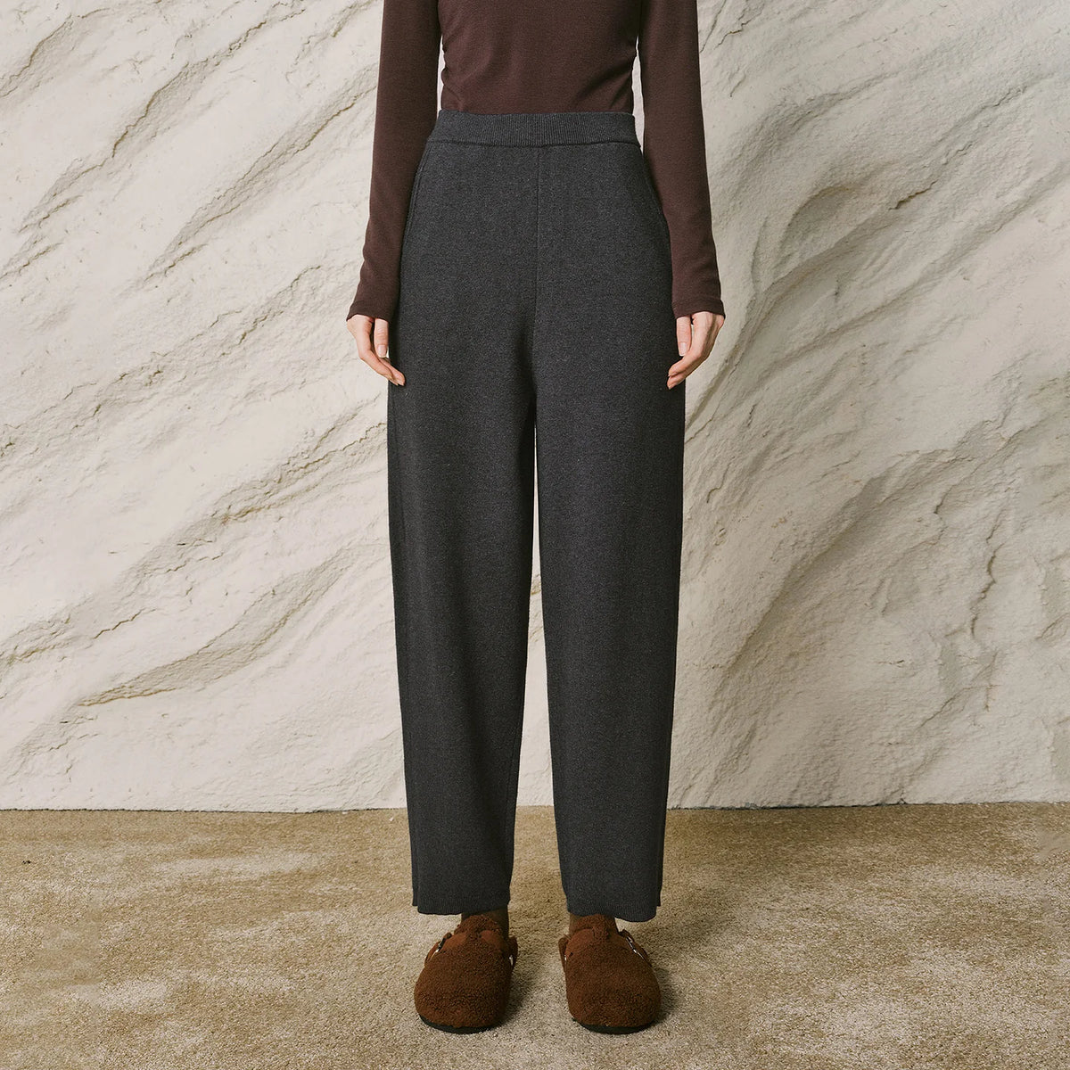 Cropped Tapered Knit Pants