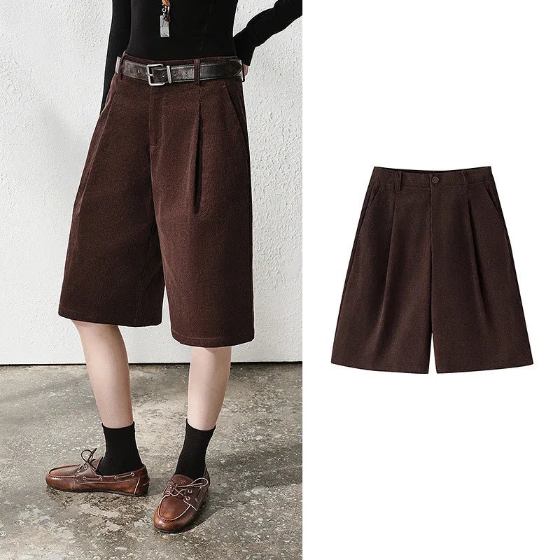 Pleated Bermuda Shorts