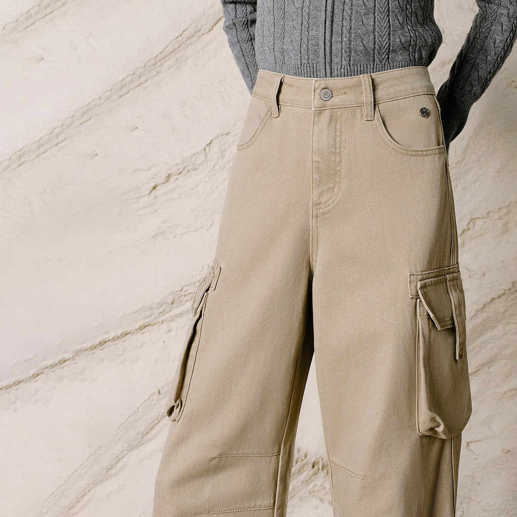 Wide-Leg Cargo Pants