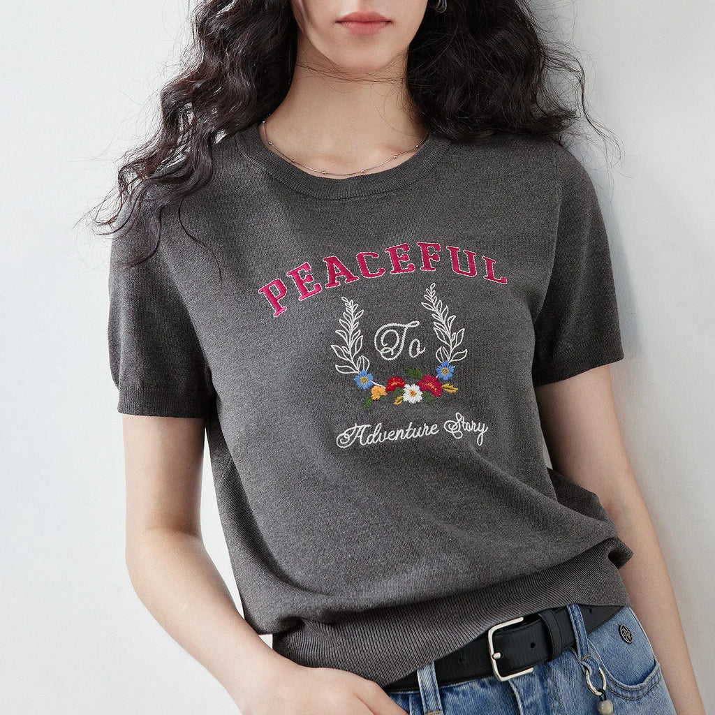 Wreath Graphic Crewneck Tee