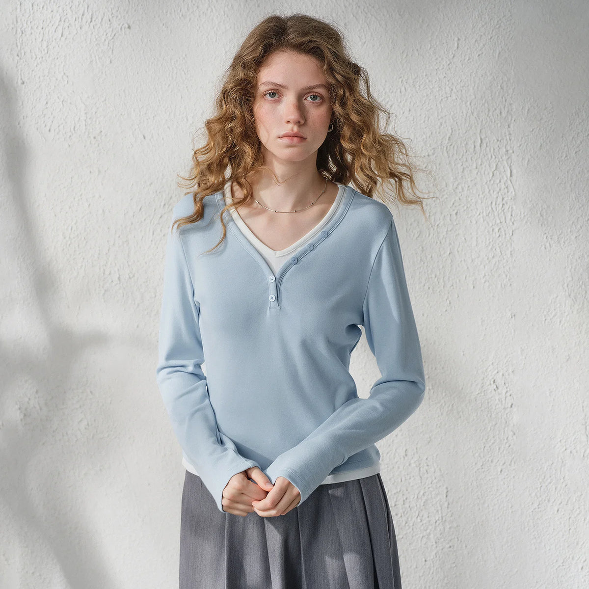 Contrast-Trim V-Neck Long-Sleeve Top