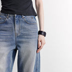 Seamed Barrel-Leg Jeans