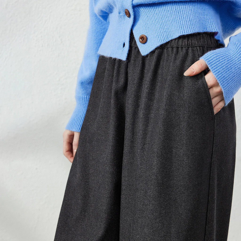 Pleated Wide-Leg Pants
