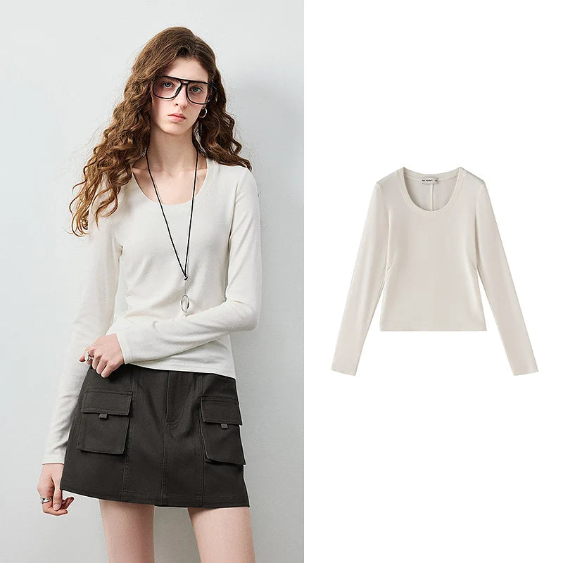 Scoop-Neck Long-Sleeve Tee