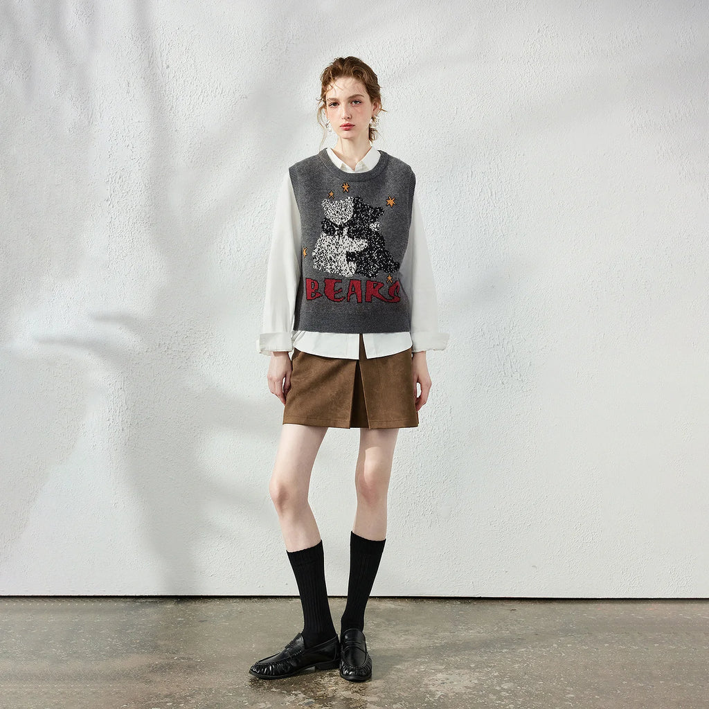 Bear Graphic Knit Vest