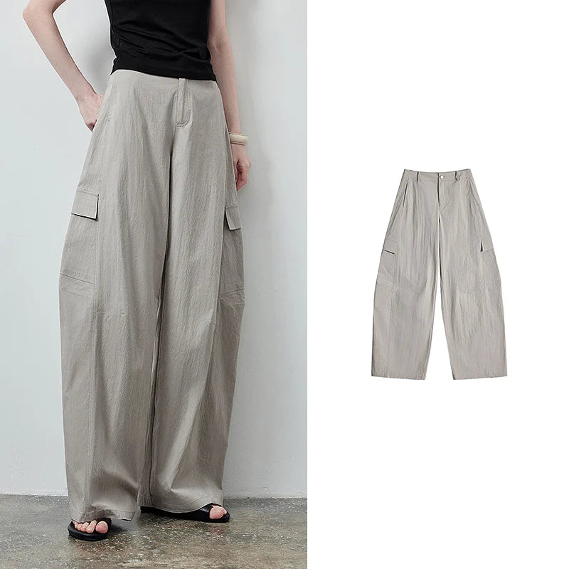 Cargo-Pocket Curved-Leg Pants