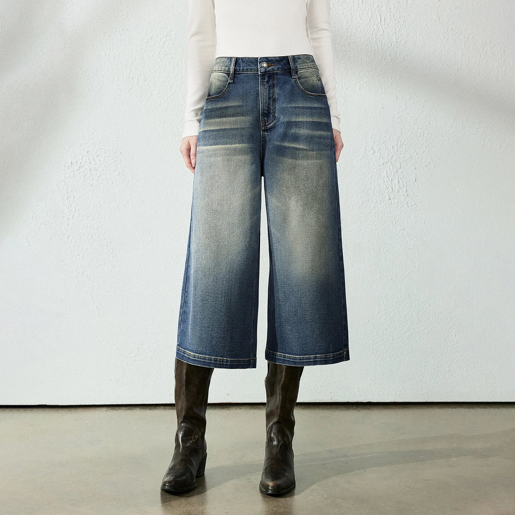 Washed Cropped Wide-Leg Jeans