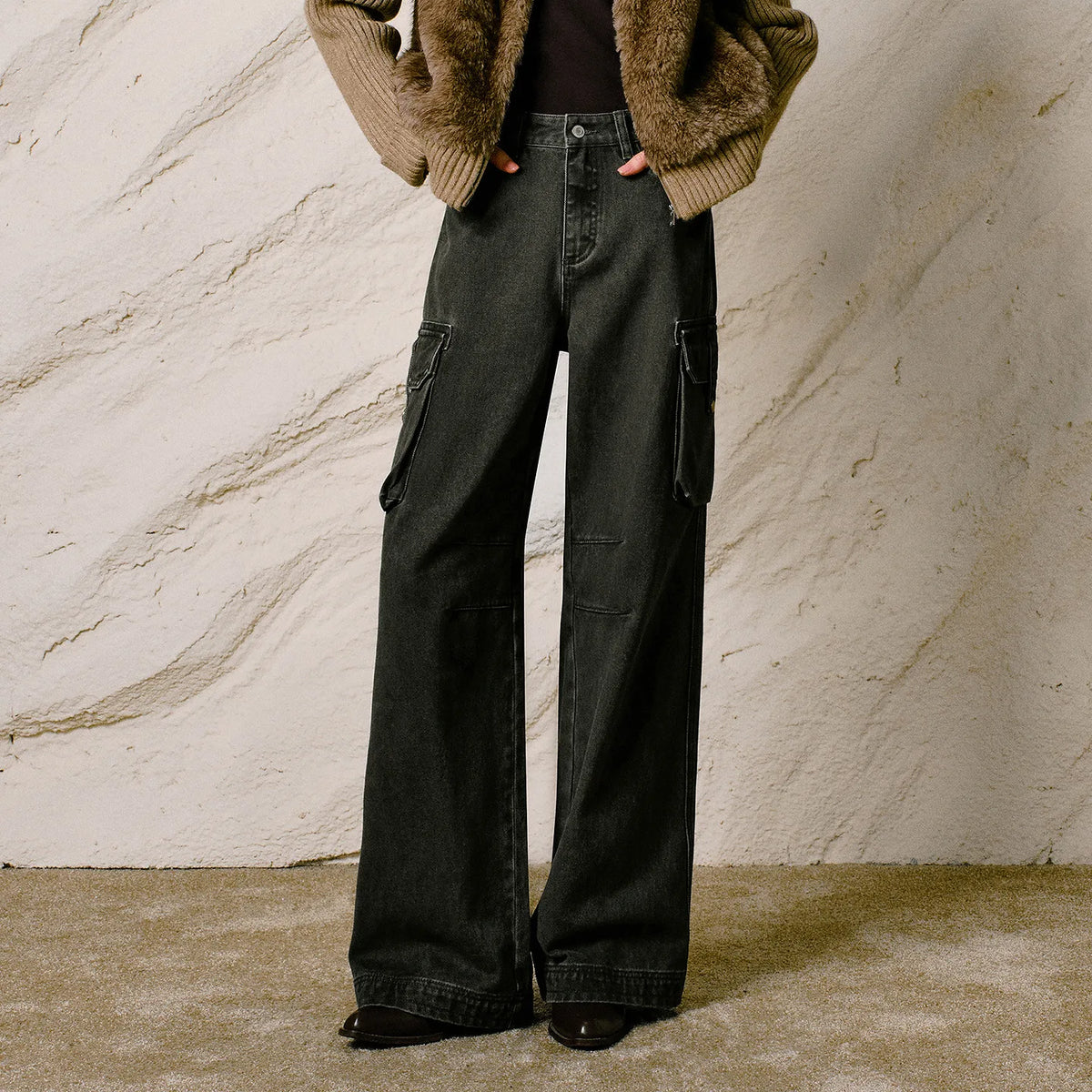 Wide-Leg Cargo Pants