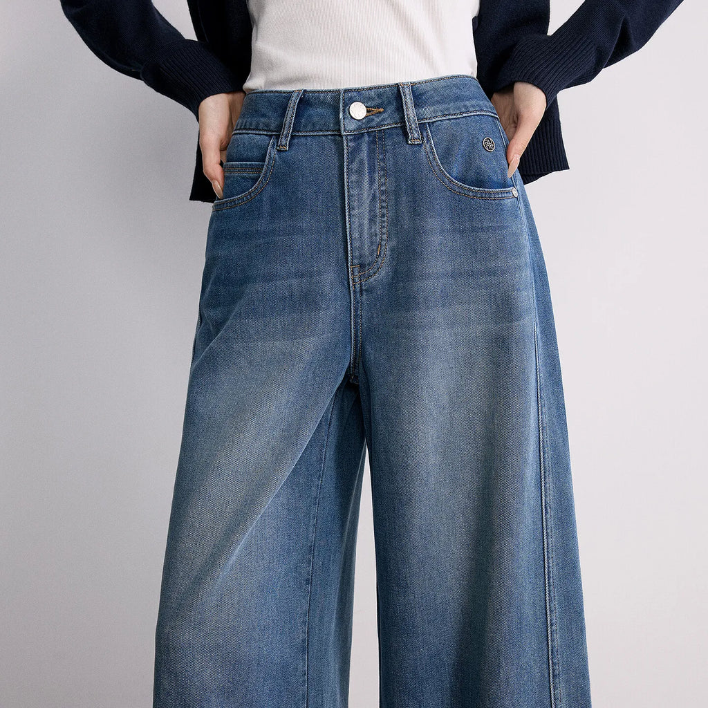 Cropped Wide-Leg Jeans