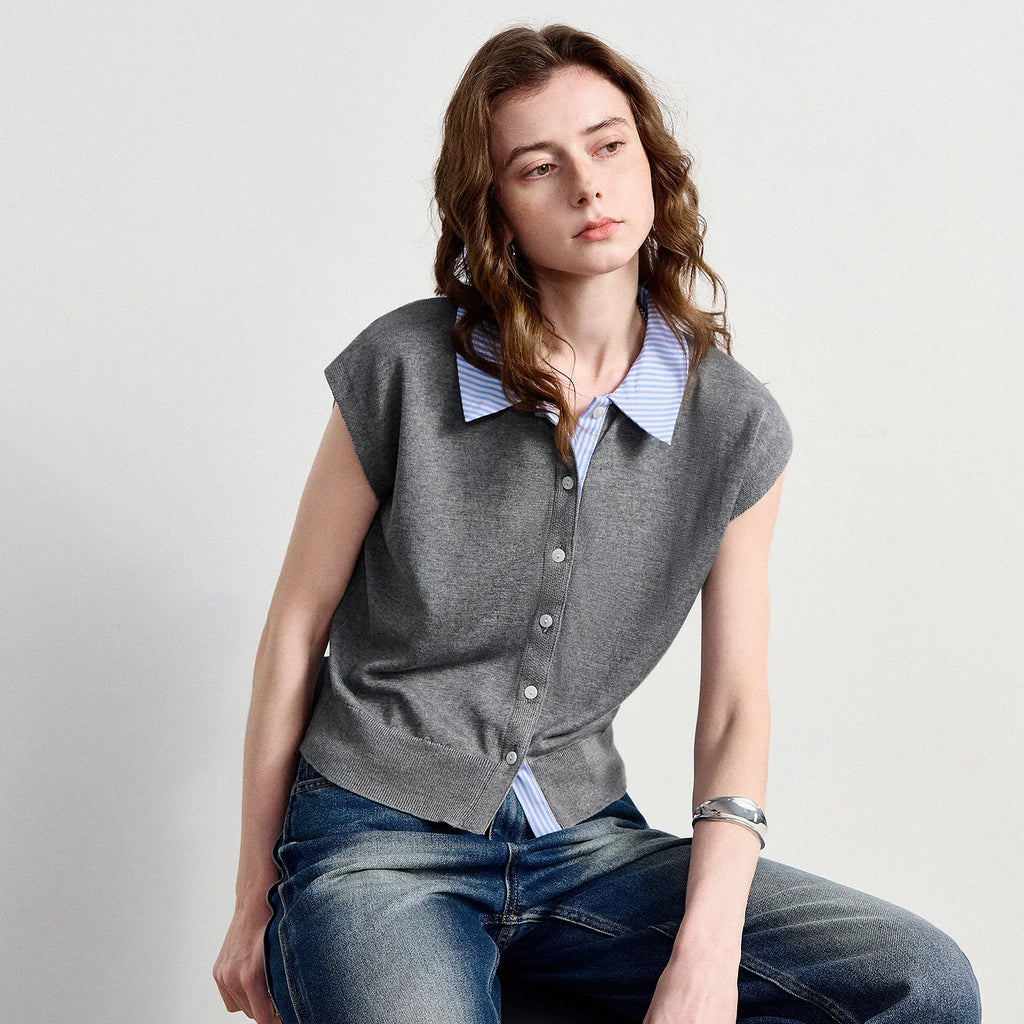 Contrast-Collar Knit Shirt