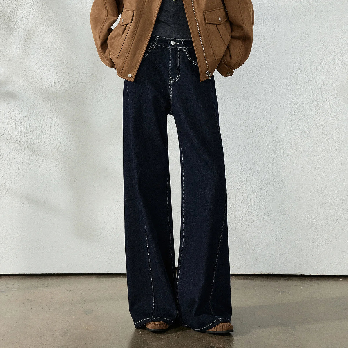 Contrast-Stitch Wide-Leg Jeans