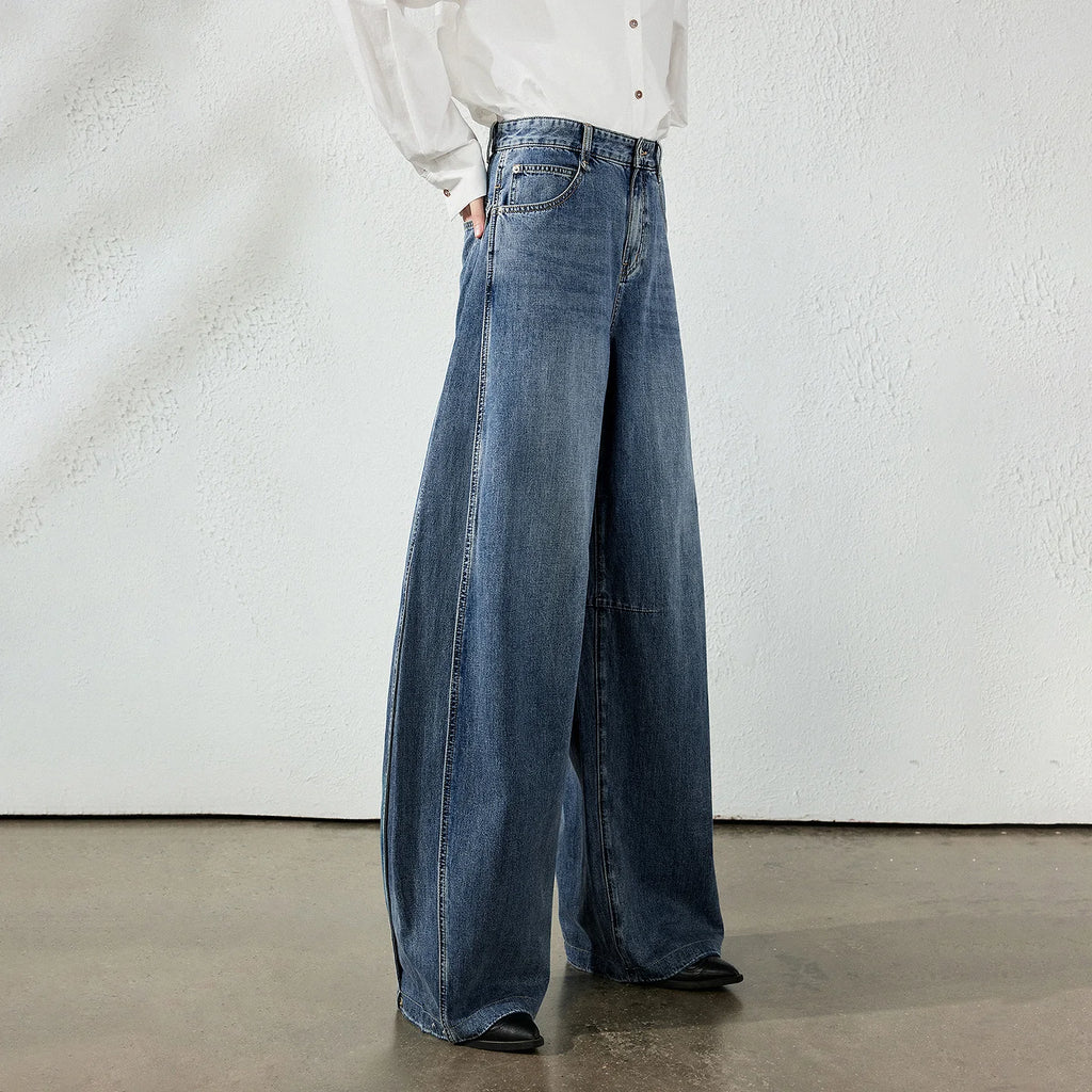 Seam-Detail Wide-Leg Jeans