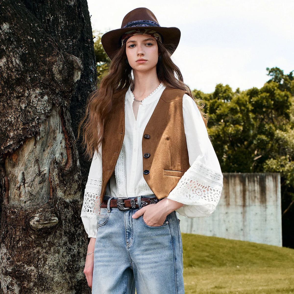 Lace-Trim Balloon-Sleeve Blouse
