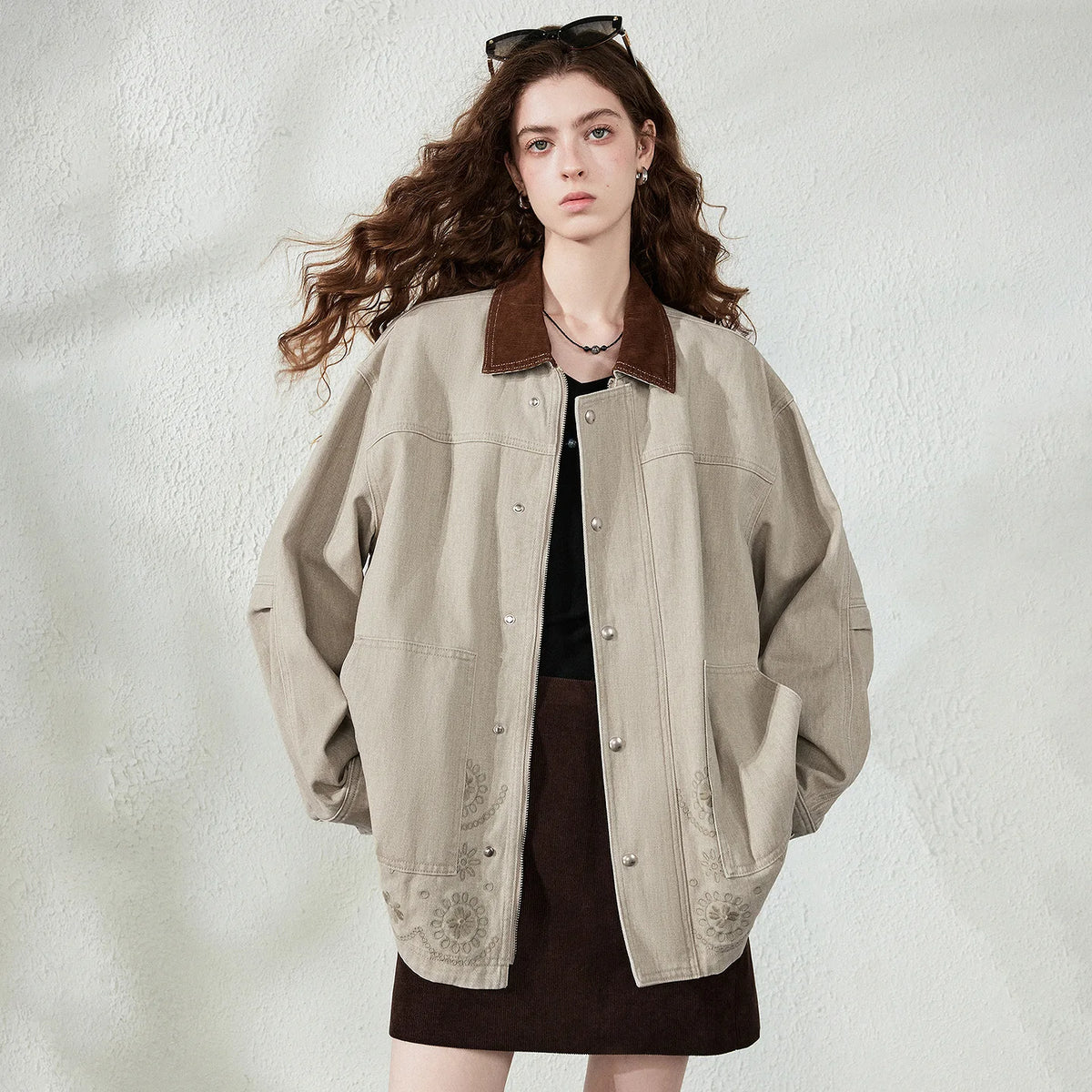 Motif-Trim Contrast-Collar Jacket