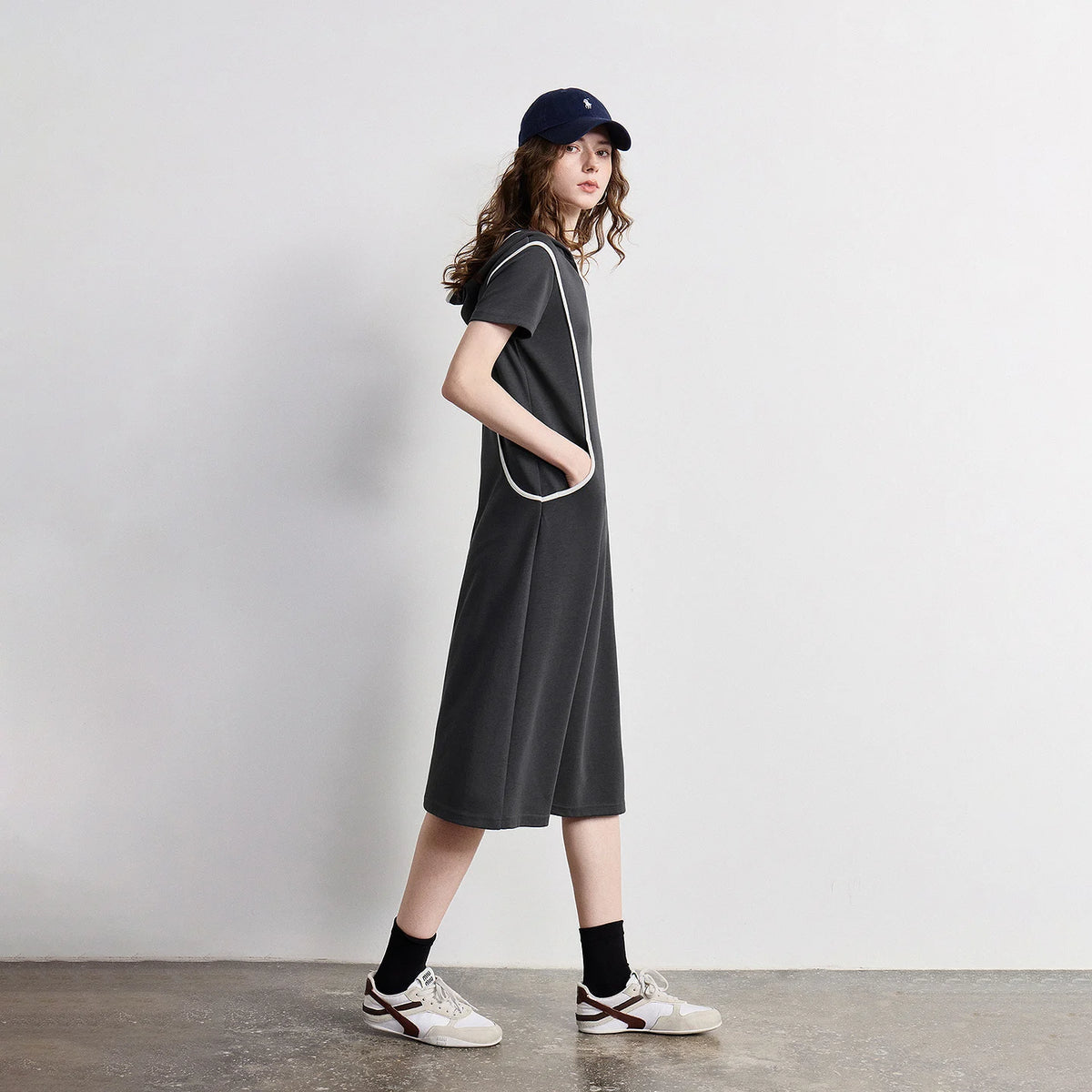 Contrast-Trim V-Neck Midi Dress