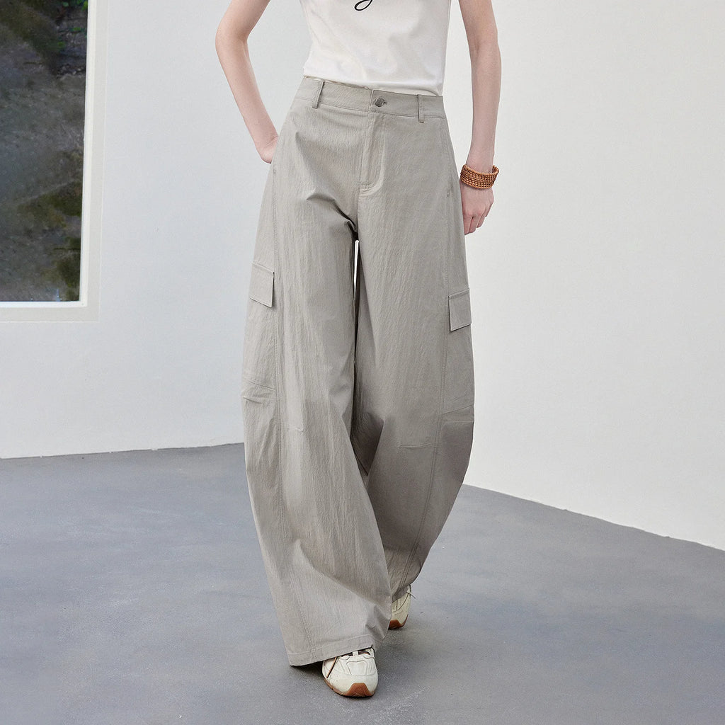 Cargo-Pocket Curved-Leg Pants