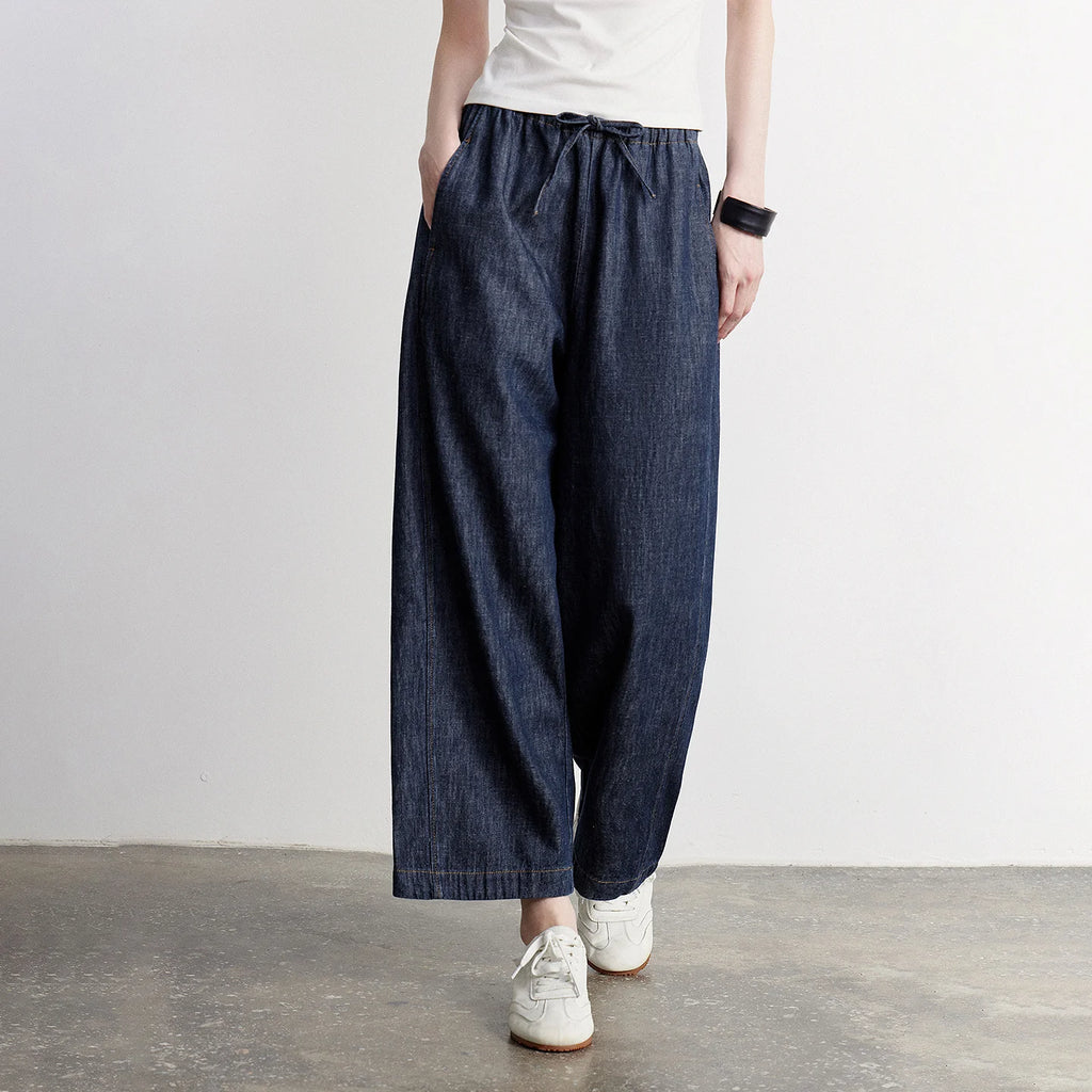 Elastic-Waist Cropped Jeans