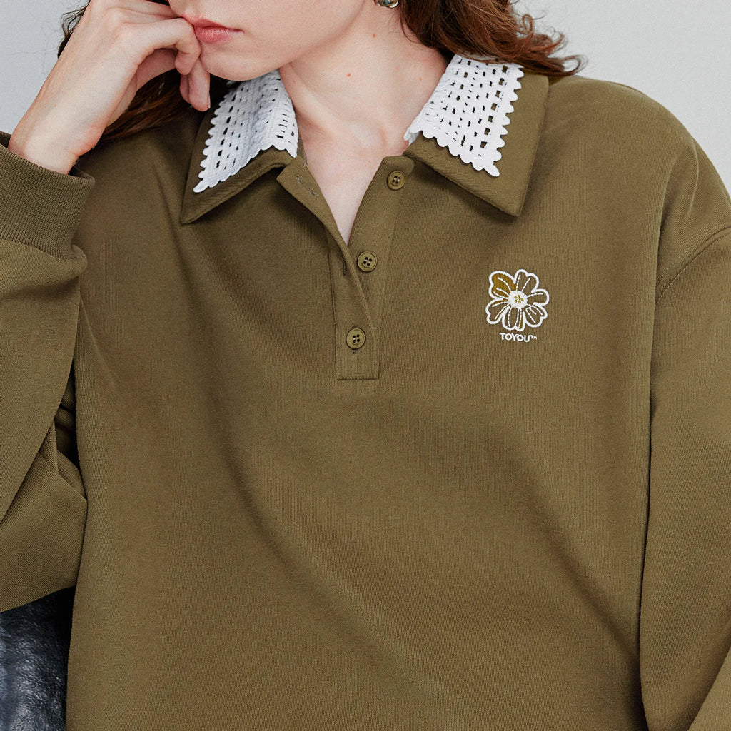 Contrast-Collar Sweatshirt