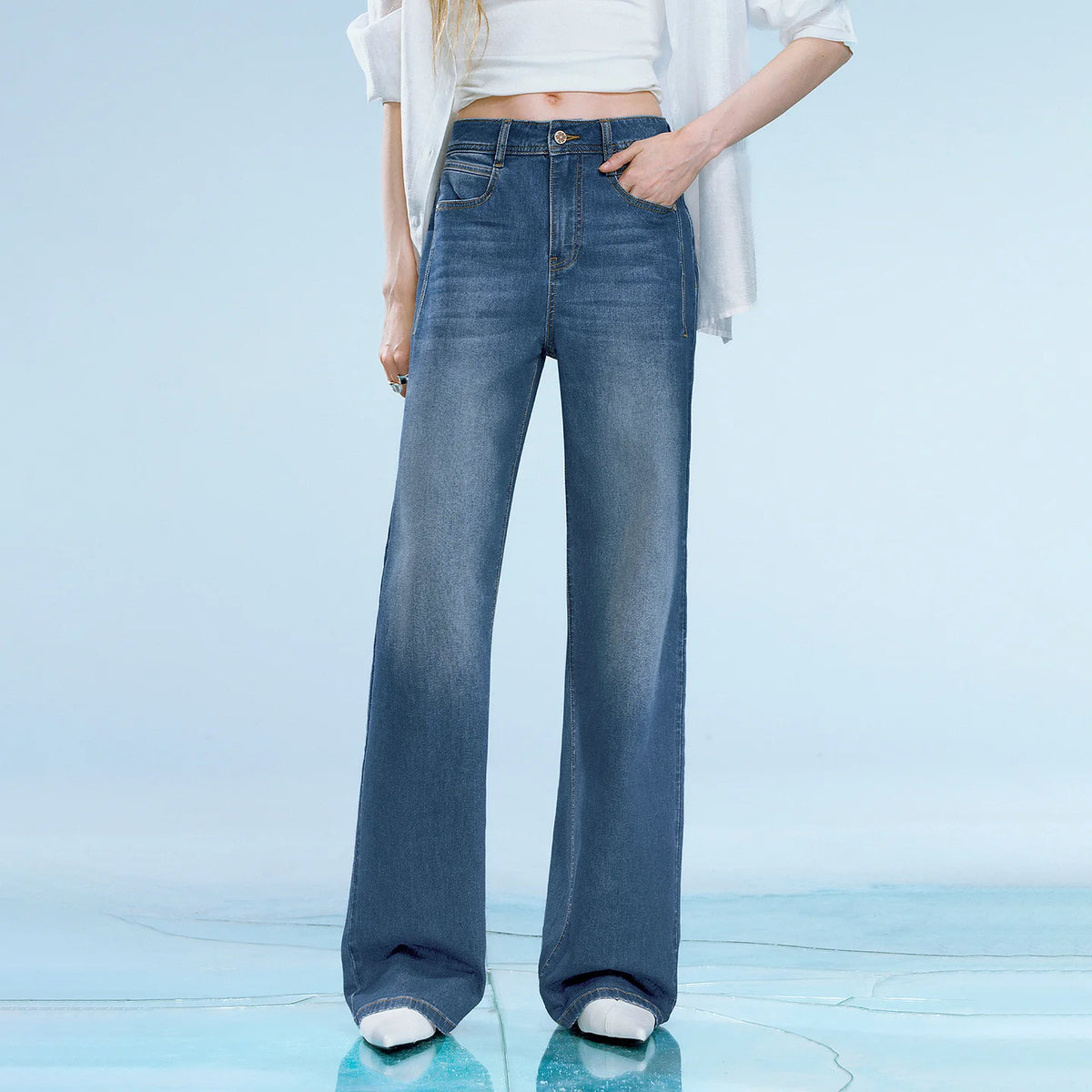 Wide-Leg Faded Jeans