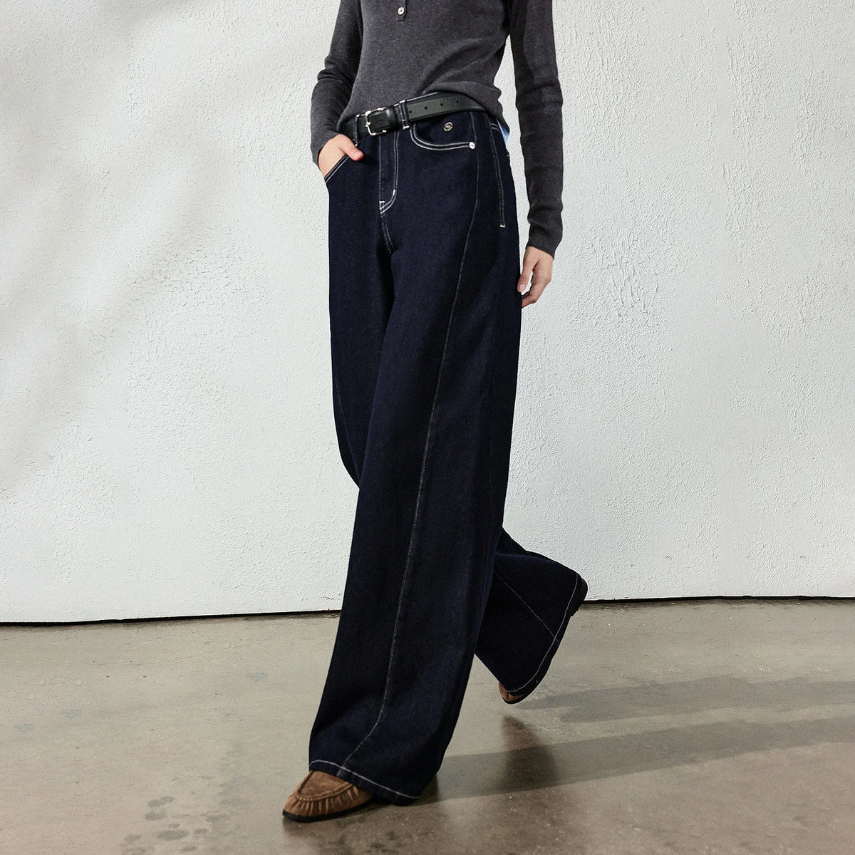 Contrast-Stitch Wide-Leg Jeans