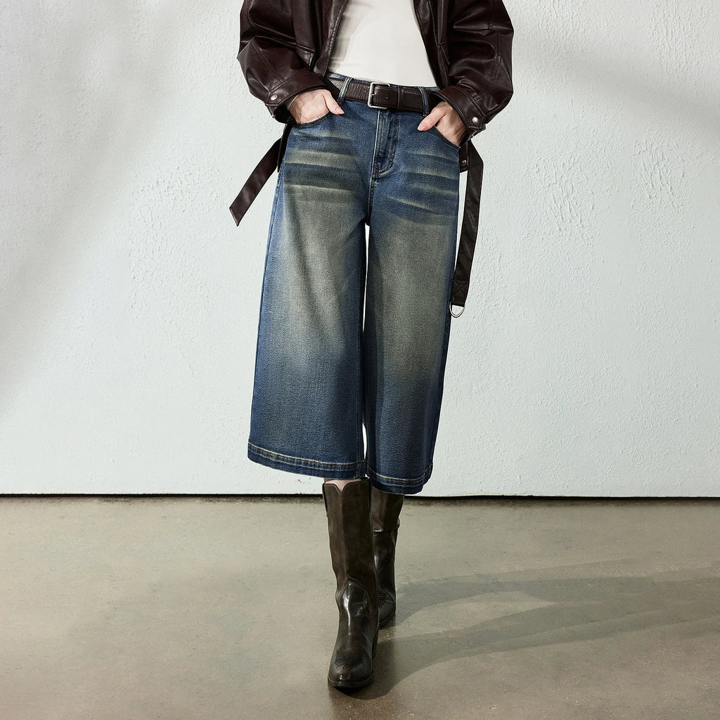 Washed Cropped Wide-Leg Jeans