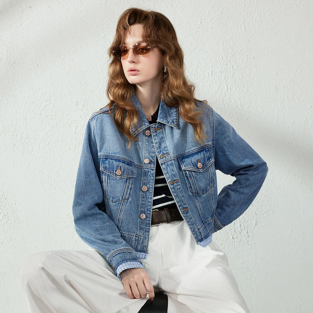 Contrast-Trim Cropped Denim Jacket