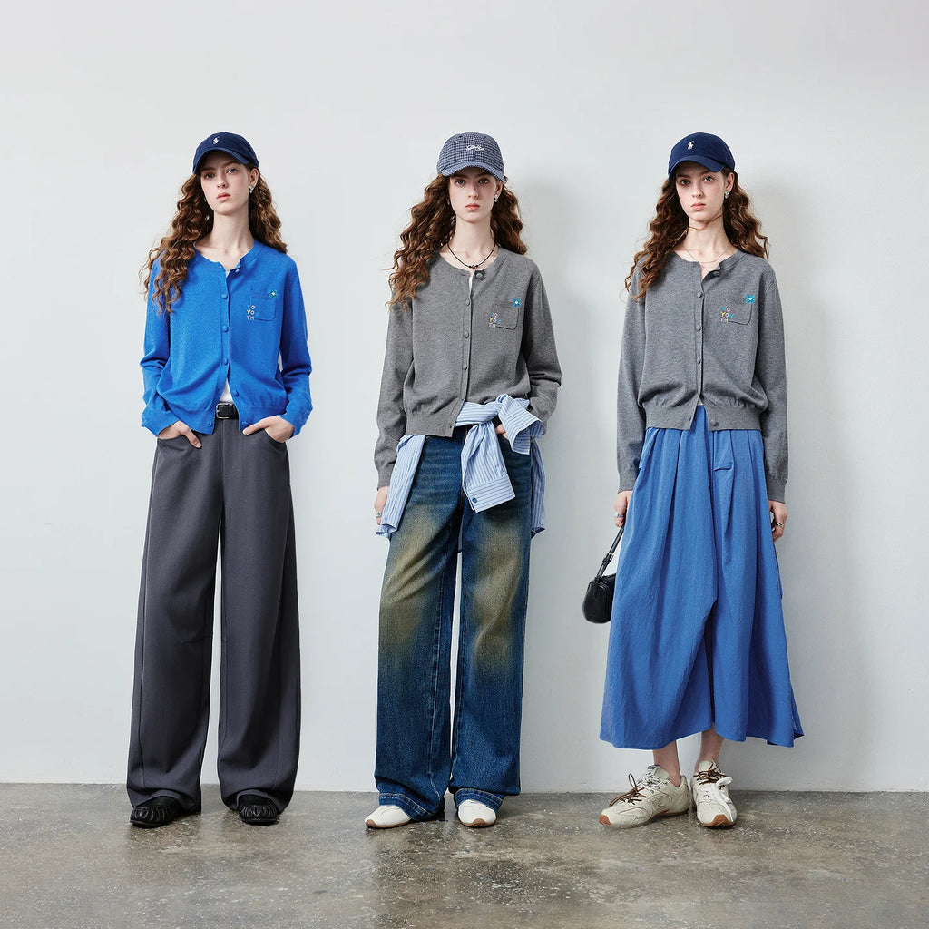 Decorative-Motif Crewneck Knit Cardigan