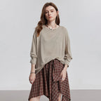 Relaxed Long-Sleeve Crewneck Tee
