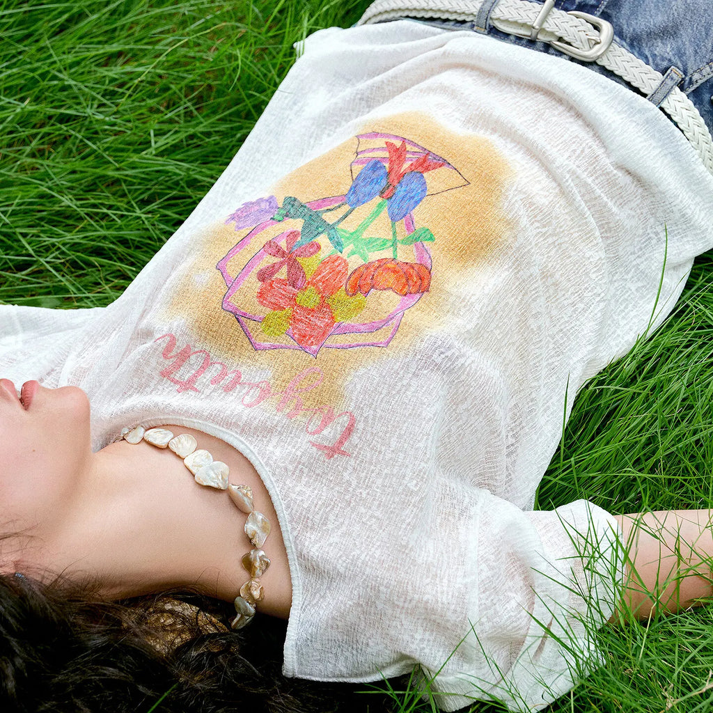 Bouquet-Graphic Crewneck Tee