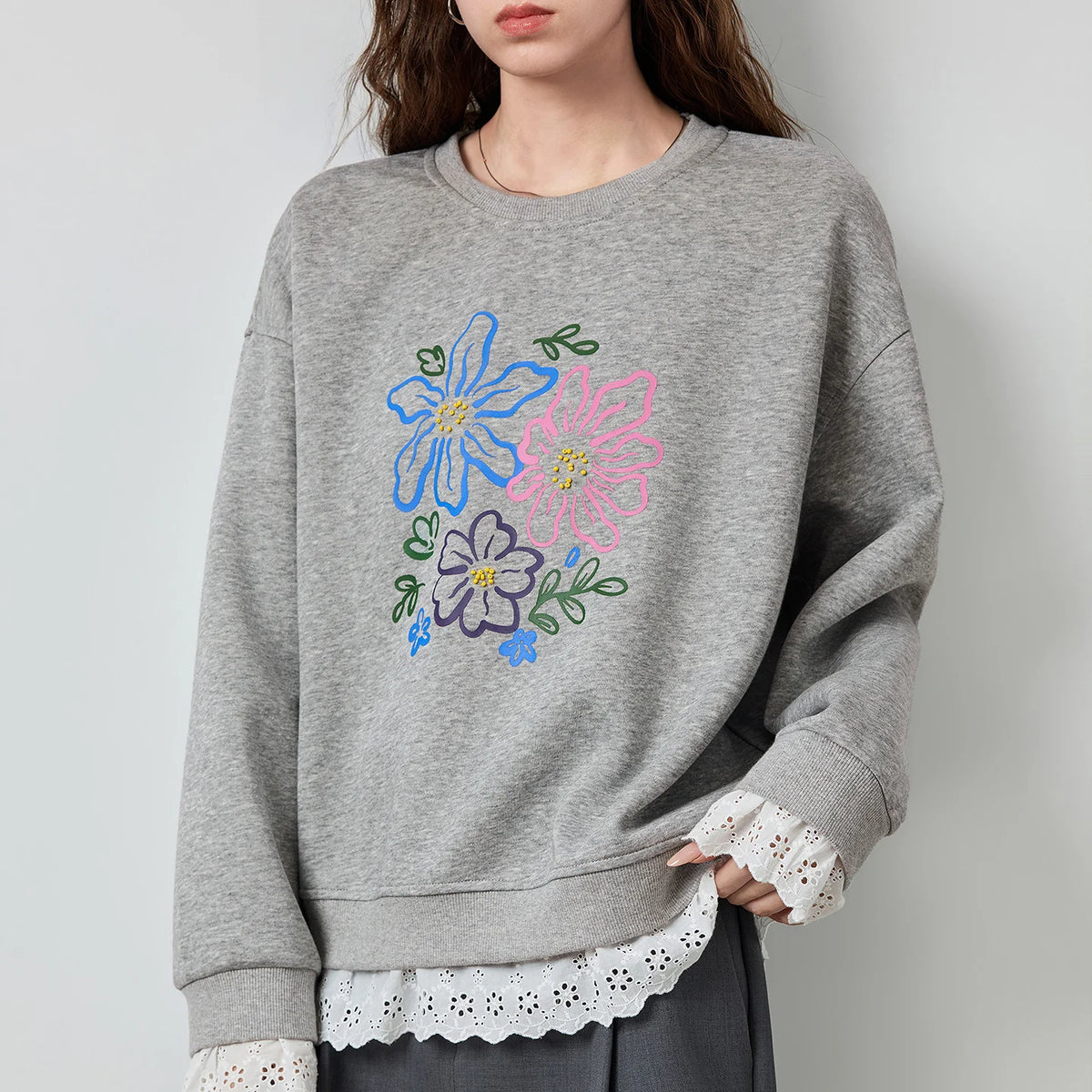 Floral Graphic Lace-Trim Sweatshirt