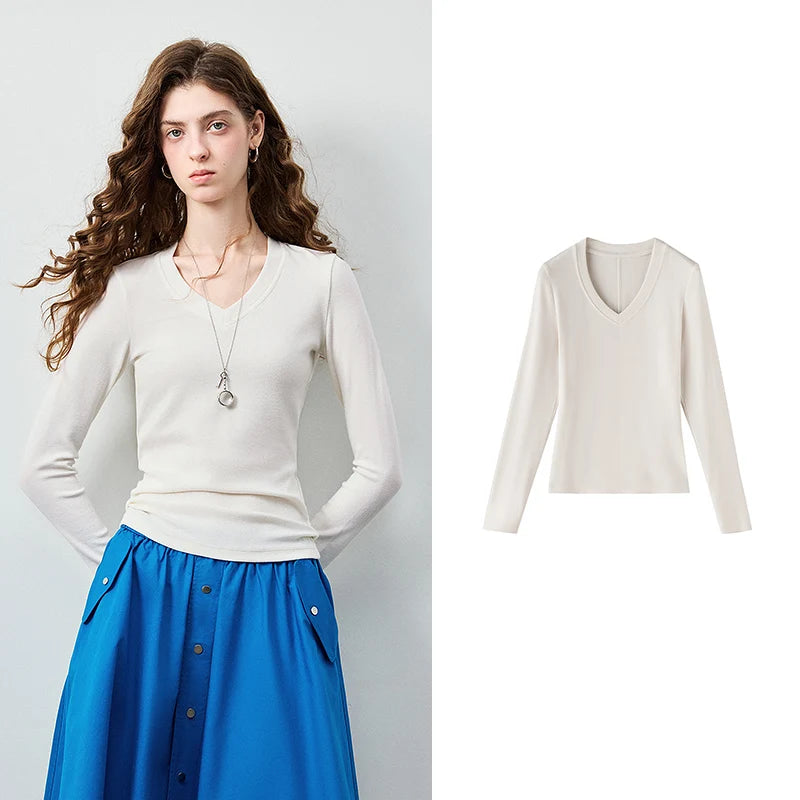 V-Neck Long-Sleeve Tee
