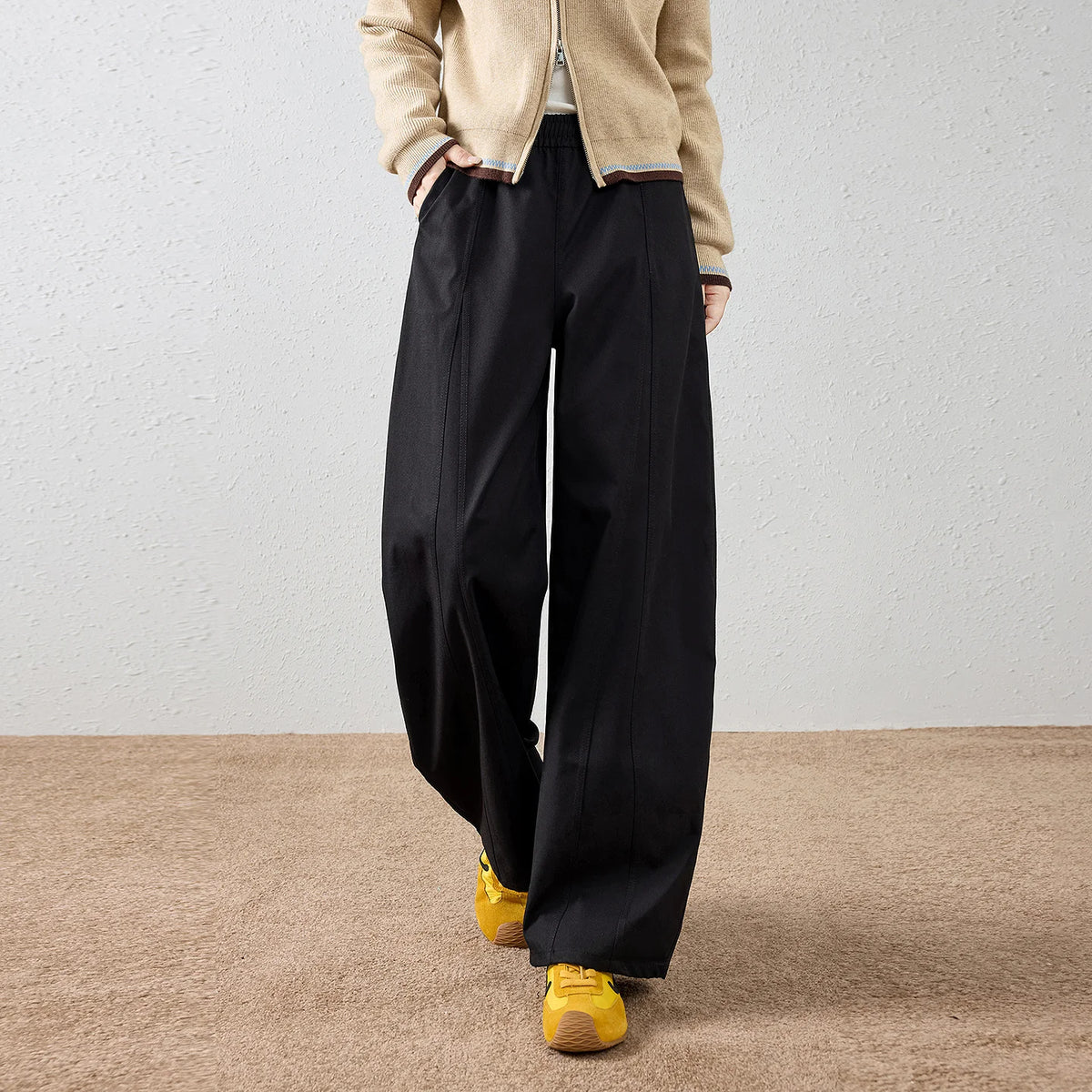 Seam-Detail Barrel-Leg Pants