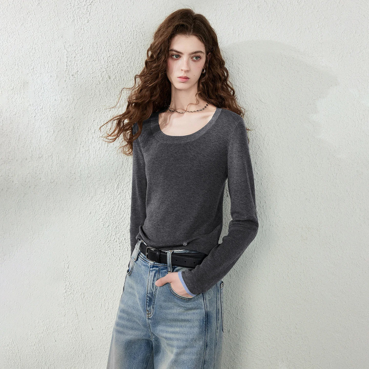 Contrast-Trim Scoop-Neck Knit Top