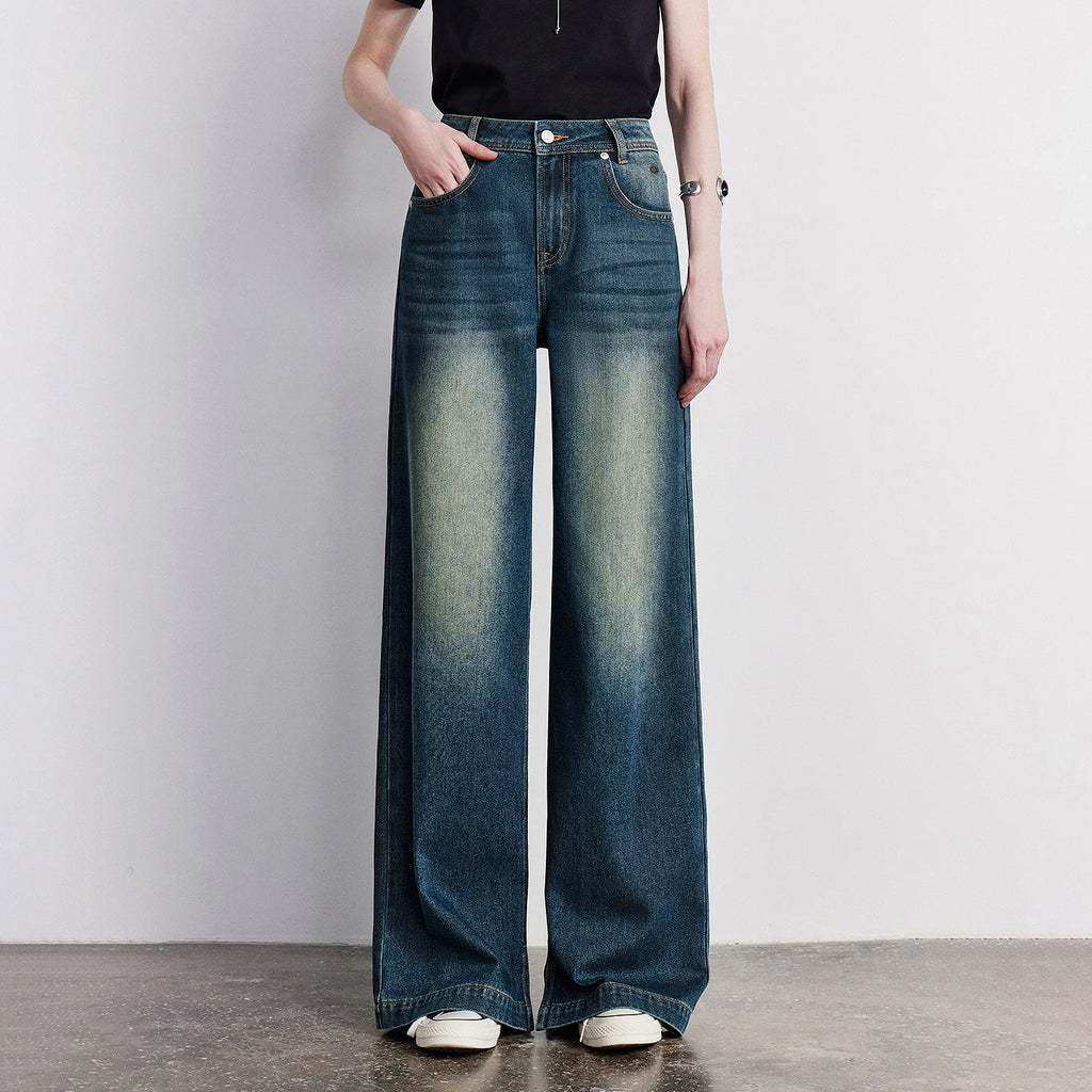 Wide-Leg Washed Jeans